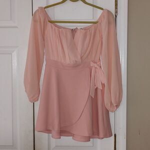 Privy  peach color  mini  dress  Sz S